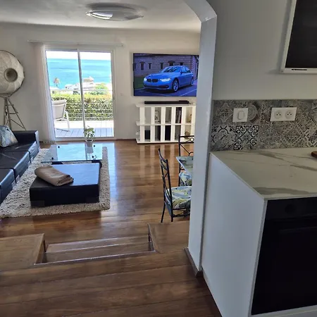 Bella Vista