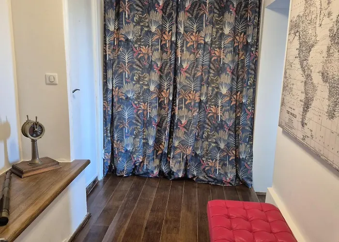 Bella Vista Apartment *